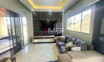 Imagem 2: Casa térrea sozinha no lote com 3 quartos