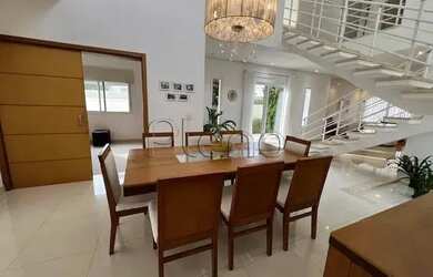 Imagem 4: Sobrado à venda em Vinhedo, Vila Junqueira, com 3 suítes, com 319 m²