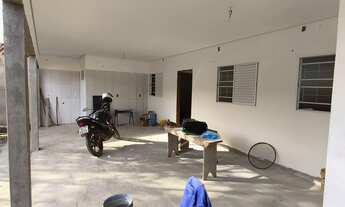 Imagem 3: CASA EM FASE DE ACABAMENTO