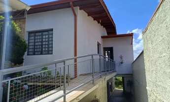 Imagem 2: Bela casa com 234m² útil, 3 dormitórios, sendo uma suíte e edícula no Caxambu, Jundiaí - S