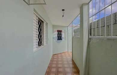 Imagem 2: Casa à Venda com 2 Quartos, 69,10 m² - Vila Virginia