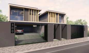 Imagem 2: Casa para venda possui 265 metros quadrados com 4 quartos em Glória - Joinville - Santa Ca