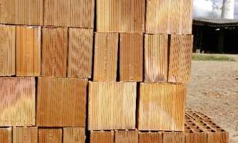 Imagem 3: Tijolos de 8 furos de 19X9X19 cerâmica frei damiao de guarabira pb whatsapp