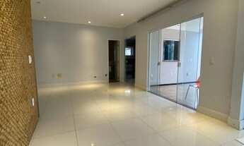 Imagem 5: Casa à venda no Paço do Lumiar - Sala de Estar/Jantar com pé direito duplo - 05 suítes sen