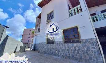 Imagem 5: Casa Solta em Itapuã, 5 Quartos (1 Suíte), Dependência, Garagem, Ampla e Espaçosa em Boa M