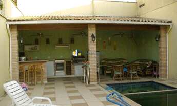 Imagem: Casa à venda 3 Quartos, 2 Suites, 4 Vagas