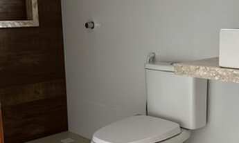 Imagem 4: Casa de condomínio para venda possui 195 metros quadrados com 4 quartos no cond. Caminho d