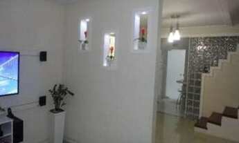 Imagem 2: Casa para venda possui 160 metros quadrados com 3 quartos em Vila Bastos - Santo André - S