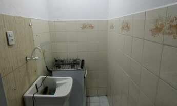 Imagem 5: IMOBILIÁRIA SCHOTKIS ALUGA APARTAMENTO JK SEMIMOBILIADO, 4º ANDAR, LATERAL, COM ELEVADOR