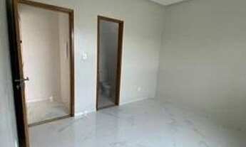 Imagem 2: Casa em casa amarela