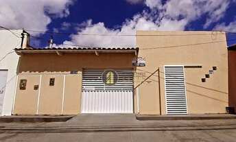 Imagem: Excelente casa com 3 Dormitórios à venda