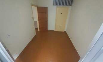 Imagem 7: Alugo espaçoso apartamento 2 dormitórios na Av. Paris bairro Canto do Forte em Praia Grand