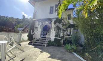 Imagem 4: Casa para venda no bairro Vila Militar em Petrópolis/RJ, com 3 quartos