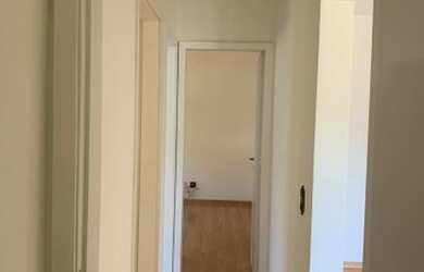 Imagem 5: Apto Valparaíso, frente, local nobre, Av. Portugal, excelente preço - Petrópolis - RJ