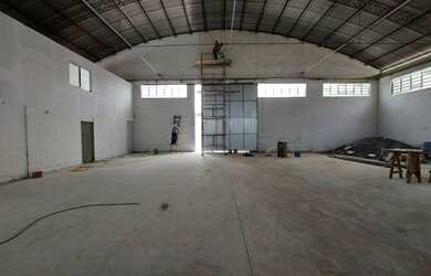 Imagem 4: Galpão/Depósito/Armazém para venda com 287000 metros quadrados com 2 quartos