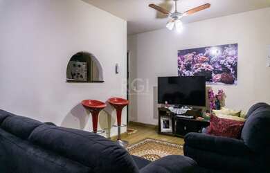 Imagem 2: Porto Alegre - Apartamento Padrão - Partenon