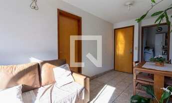 Imagem 2: Apartamento à Venda - Itaquera, 3 Quartos, 56 m2