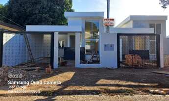 Imagem: Linda casa moderna no bairro Cancelli com