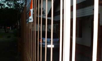 Imagem 2: Porto Alegre - Casa Padrão - Jardim São Pedro