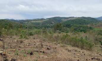 Imagem 6: Terreno água e plantação