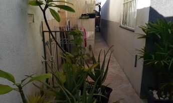 Imagem 3: Casa a venda na rua principal Cambolo