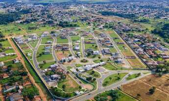 Imagem 4: Casa de condomínio sobrado com 232 m² com 4 Suítes e terreno de 323 m²