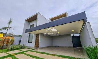 Imagem: Sobrado padrão Europeu no condomínio Brisas