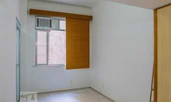 Imagem 2: Apartamento à Venda - Catete, 1 Quarto, 28 m2