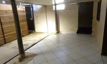 Imagem 5: Casa para venda possui 150 metros quadrados com 2 quartos em Segismundo Pereira - Uberlând