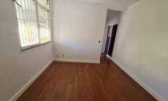 Imagem 2: ALUGO LINDO APARTAMENTO EM IRAJÁ RUA HANNIBAL PORTO