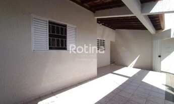 Imagem 2: Casa para alugar, 3 quartos, 1 suíte, 2 vagas, Santa Mônica - Uberlândia/MG - R$ 3.500,00