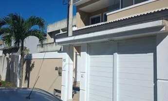 Imagem 2: Condomínio frente para Bandeirantes 273 metros 4 suítes sendo 2 com hidro