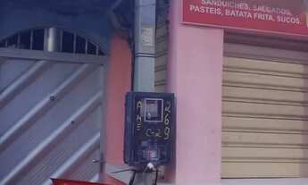 Imagem 3: Duas casas e um ponto comercial