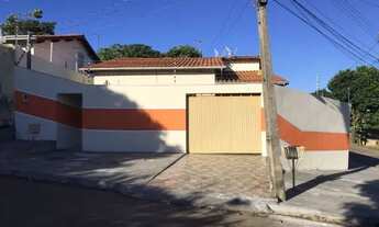Imagem: Casa no bairro Itamaraty
