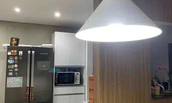 Imagem 2: Casa 3 quartos, sendo 1 suíte com ar-condicionado e parede com acústica