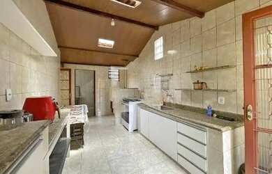 Imagem 6: Casa com 4 dormitórios à venda em Belo Horizonte