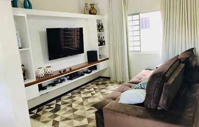 Imagem 4: Casa com 4 dormitórios à venda em Varginha