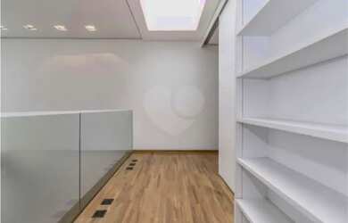 Imagem 5: Casa de condomínio sobrado para venda tem 230 metros quadrados com 3 quartos