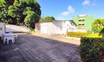 Imagem 3: Casa em Ponta Negra ao lado do Praia Shopping c/ 560 m² de terreno