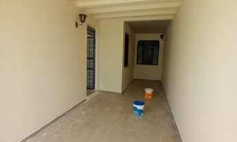 Imagem 2: Casa Cond. Jardim. Haydea III na Av. Djalma Batista