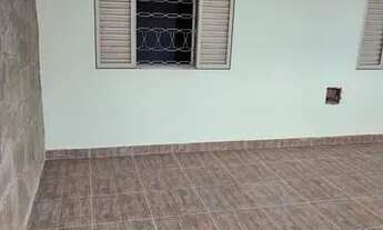 Imagem 2: Qr 508 samambaia sul duas casas no lote desocupadas