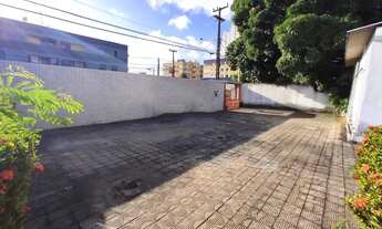 Imagem 4: Casa em Ponta Negra ao lado do Praia Shopping c/ 560 m² de terreno