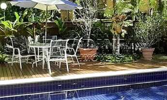 Imagem 5: Casa em condomínio, com 5 suítes, piscina, a 150 metros do mar, na Praia da Domingas Dias