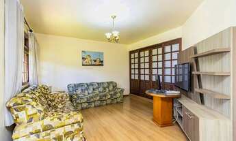 Imagem 2: Casa para Venda em Curitiba, Bairro Alto, 5 dormitórios, 1 suíte, 5 banheiros, 5 vagas