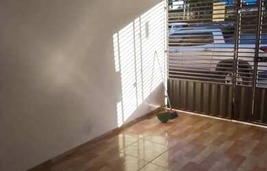 Imagem 2: Casa a venda no conjunto Satélite. Valor de entrada a combinar