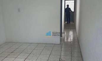 Imagem 2: Casa com 1 dormitório para alugar, 34 m² por R$ 680,00/mês - Quintino Cunha - Fortaleza/CE