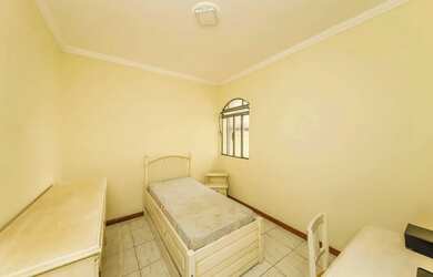 Imagem 4: Casa ampla no Santa Catarina para venda