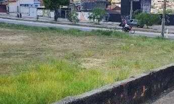 Imagem 3: Terreno à venda na Avenida Itavuvu, em Sorocaba-SP