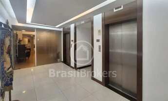 Imagem 2: Andar Inteiro (300 m²), a venda no Centro - Oportunidade!