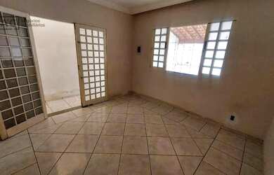 Imagem 3: Sobrado com 3 dormitórios para alugar, 139 m² por R$ 1.999,01/mês - Jardim Santana - Horto